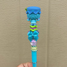 Load image into Gallery viewer, Blueberry Muffin Mini Beaded Pen
